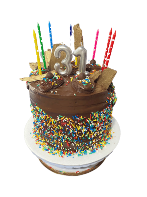 torta de chocolate grande decorada